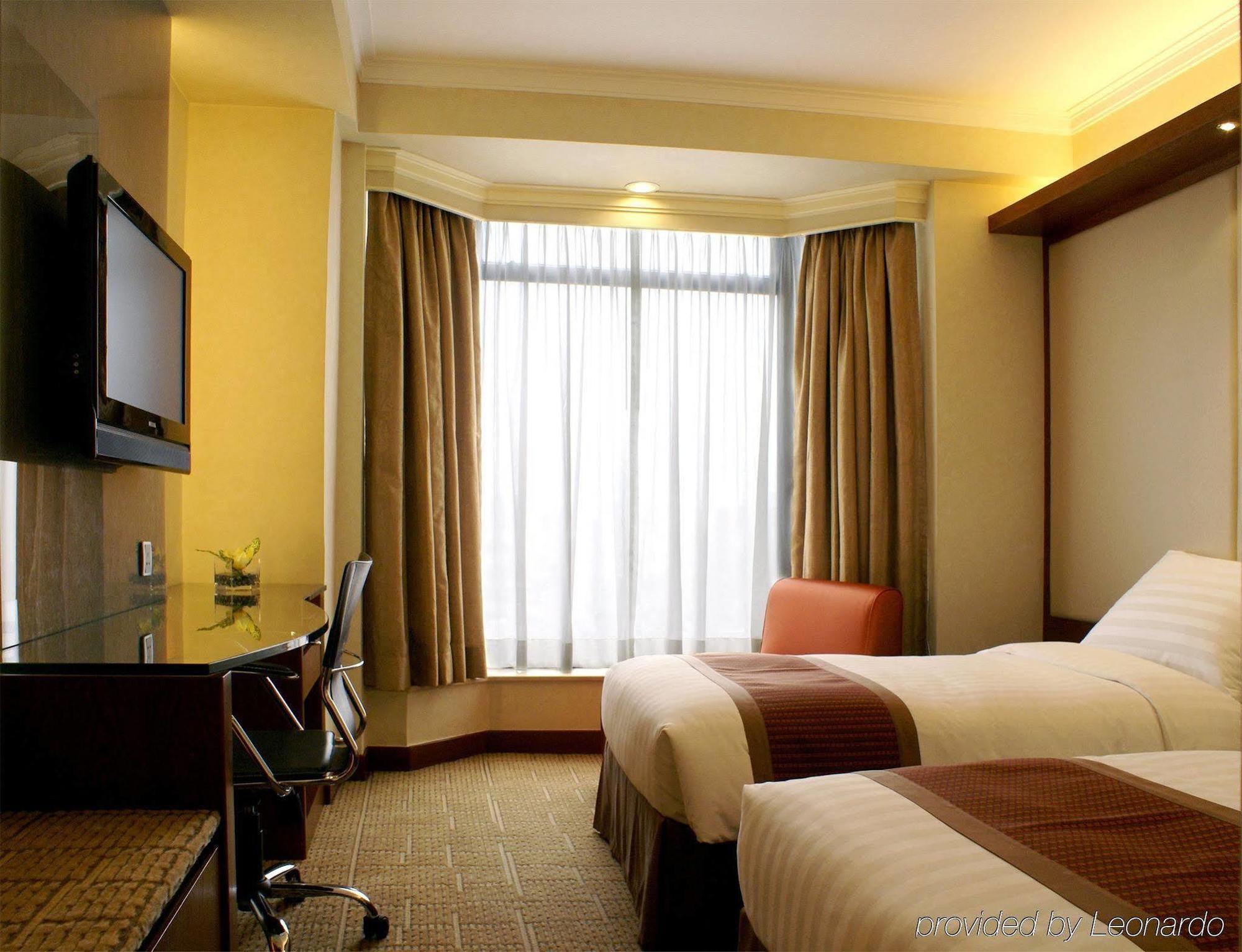Stanford Hillview Hotel 4*