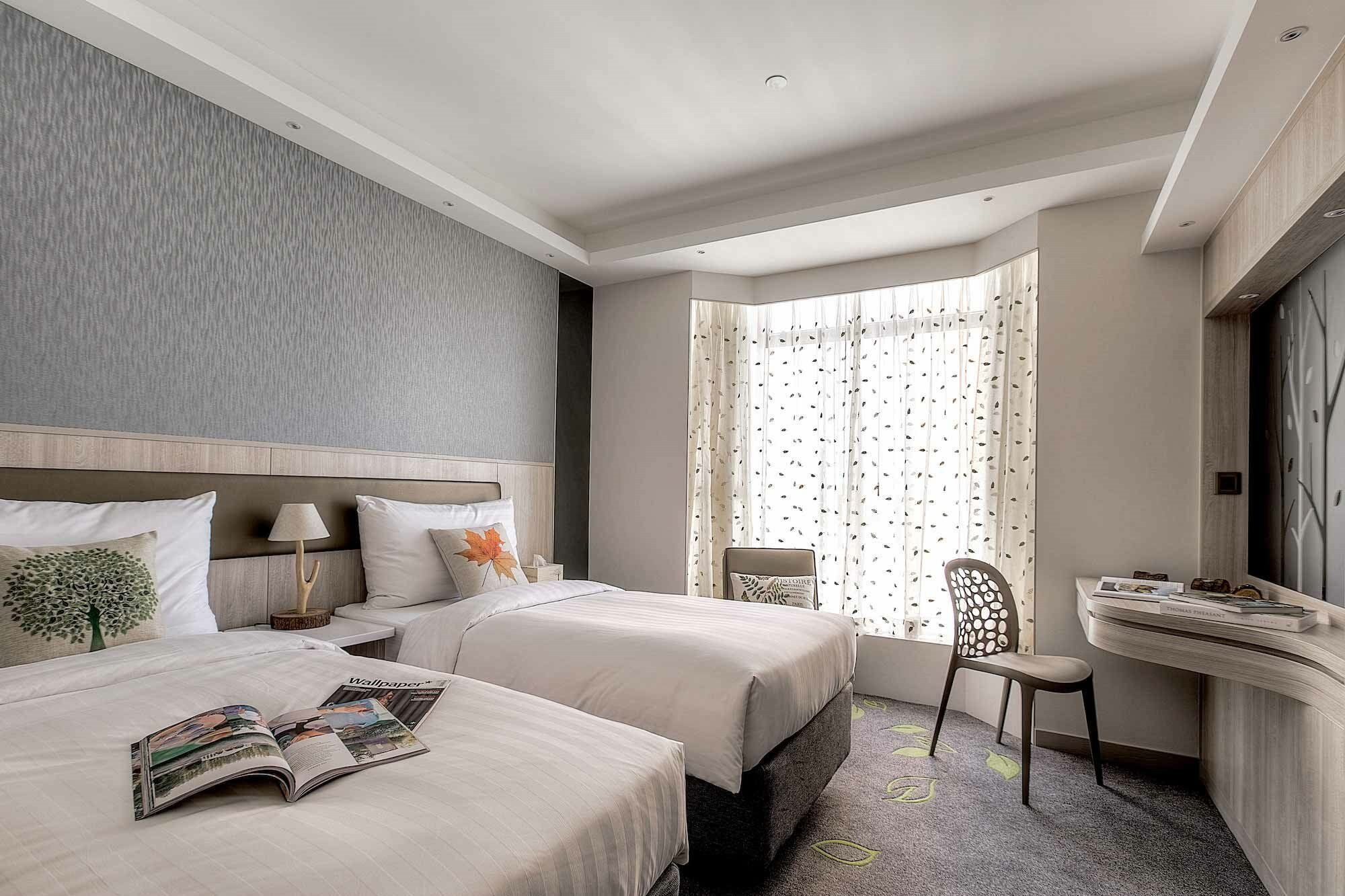 Stanford Hillview Hotel 4*